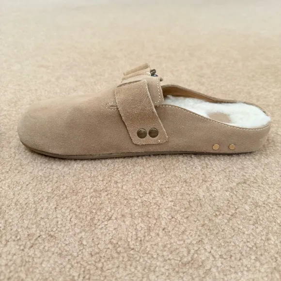 Beek Women's Shearling-Lined Mules Vulture Beige Size 7