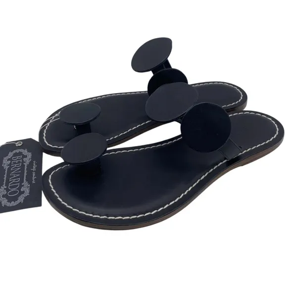 Bernardo Womens Shoes New Moon Toe Ring Sandal Sz 6 Black Leather Flat Italy NEW