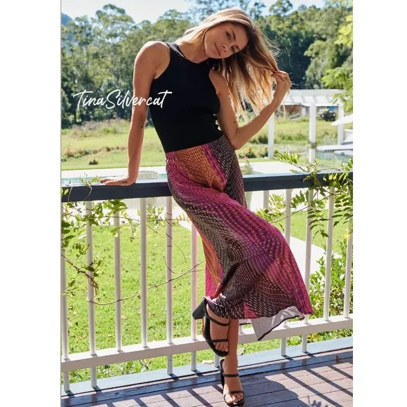 BLOGGER'S FAVE! Zara Printed Midi Skirt NWT