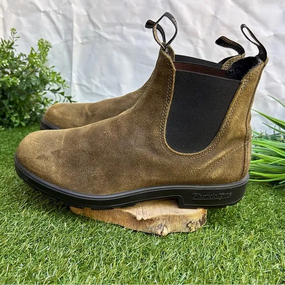 Blundstone 1615MEN'S ORIGINALSSUEDE BOOTS- DARK OLIVE Sz US 11.5  gently used