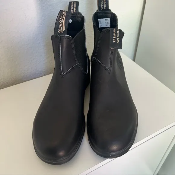 Blundstone #510 Original Chelsea Boots in Black