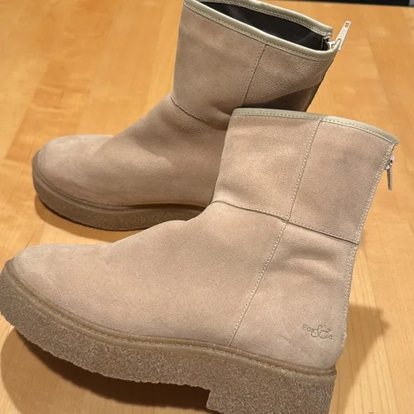 Bos &amp; Co Sammy Faux Fur Shearling Lined Waterproof Bootie NWT Size 39