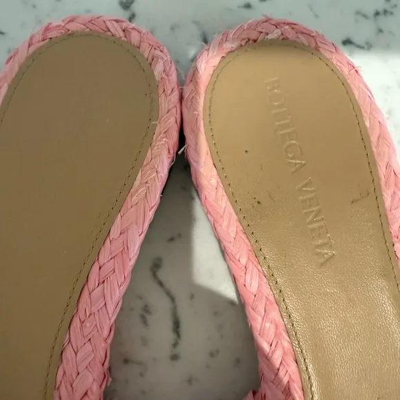 Bottega Veneta Pink Stretch Raffia Straw Flat Slide Sandal 38