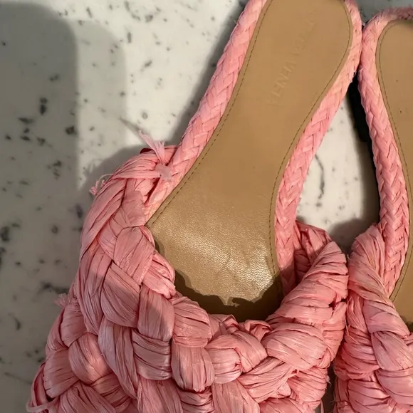 Bottega Veneta Pink Stretch Raffia Straw Flat Slide Sandal 38