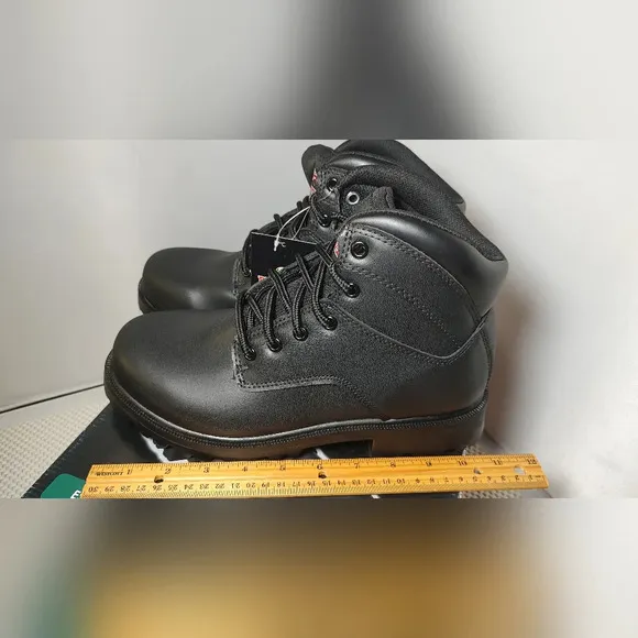 Brahma Men's Size 7.5W Escott Wide Width 6&quot; Soft Toe Work Boots