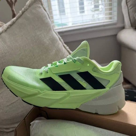 BRAND NEW Adidas Adistar 2 Running Sneakers - Mens/7   Women’s/9