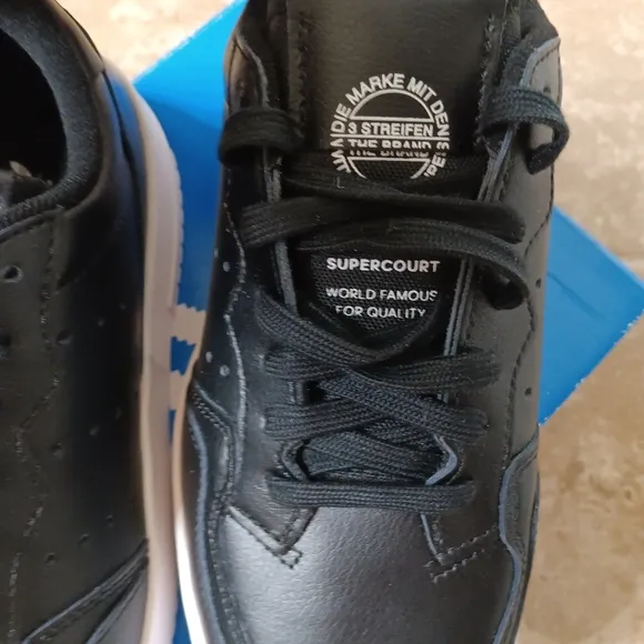 Brand NEW Adidas Originals Supercourt J 'Core Black' 6½ (7½Wo)
