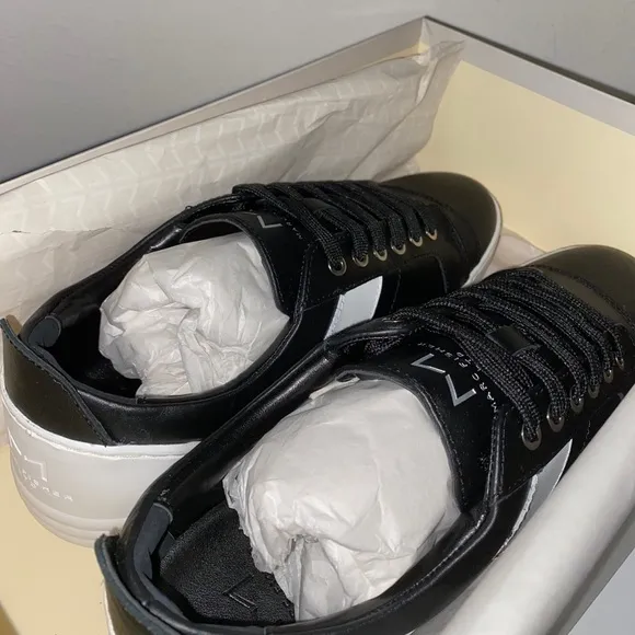 Brand New Marc Fisher sneakers