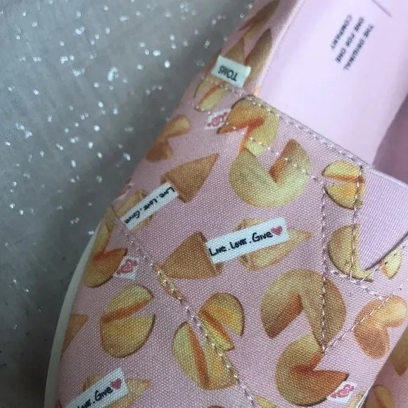 Brand New Toms Alpargata Dusty Blush Fortune Cookies Slip-On Shoes Ortholite