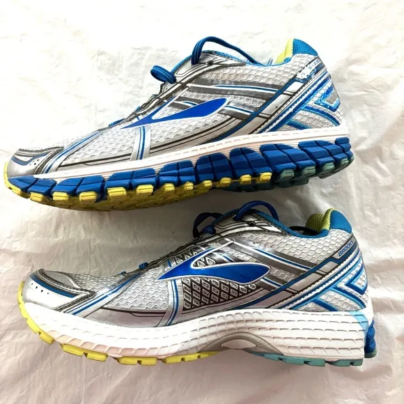 Brooks Adrenaline GTS 15 running shoes sneakers turq blue silver SZ 8 W NWOT