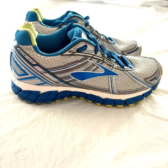 Brooks Adrenaline GTS 15 running shoes sneakers turq blue silver SZ 8 W NWOT