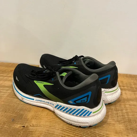 Brooks adrenaline gts athletic sneakers running shoes men’s 9.5