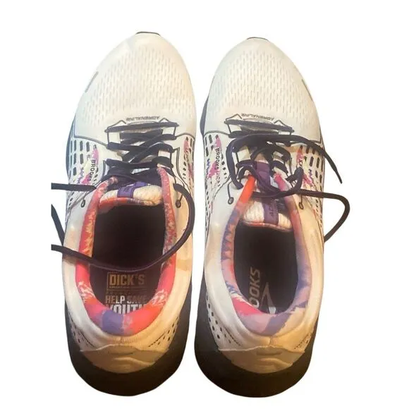 Brooks Adrenaline