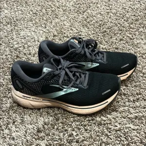 BROOKS Ghost 14 Running shoe