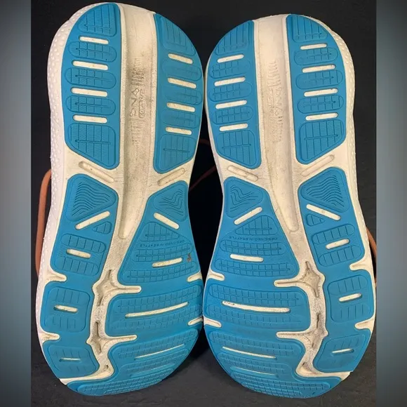 Brooks Ghost Max Women’s Running Walking Sneakers Shoe Size- 9.5