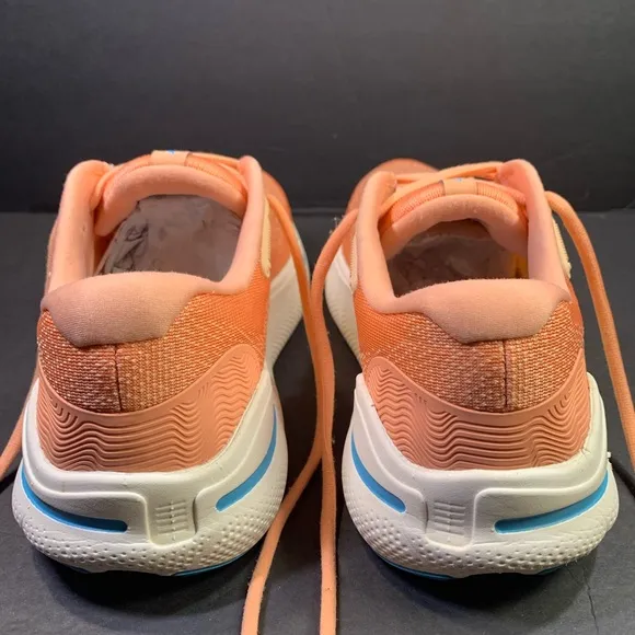 Brooks Ghost Max Women’s Running Walking Sneakers Shoe Size- 9.5