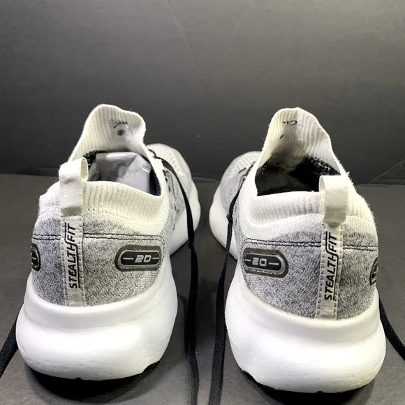 Brooks Glycerin StealthFit 20 Men’s Running Walking Sneakers Shoe Size- 11.5