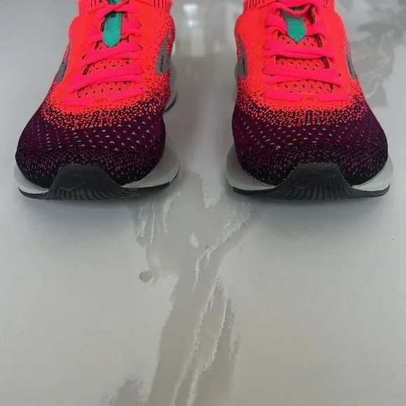 Brooks Levitate 2 Running Walking Sneakers Purple Pink Orange Silver Womens Sz 7