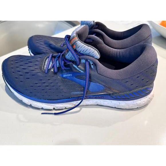 Brooks Transcend 6 Men sneakers