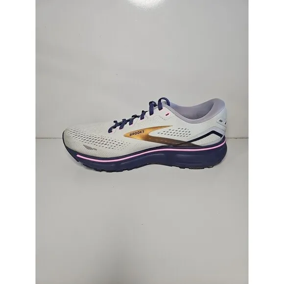 Brooks Womens Ghost 15 1203801B492 White Running Shoes Sneakers Size 9 B