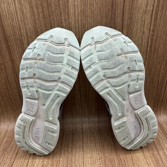 Brooks Womens Ghost 15 Running Shoes Size 11.5 B Peacock Pearl Salt Air Sneakers
