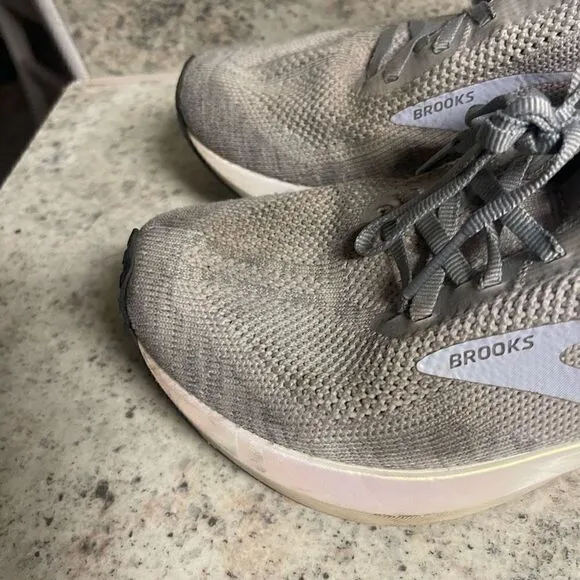 Brooks Bedlam 3 running sneakers
