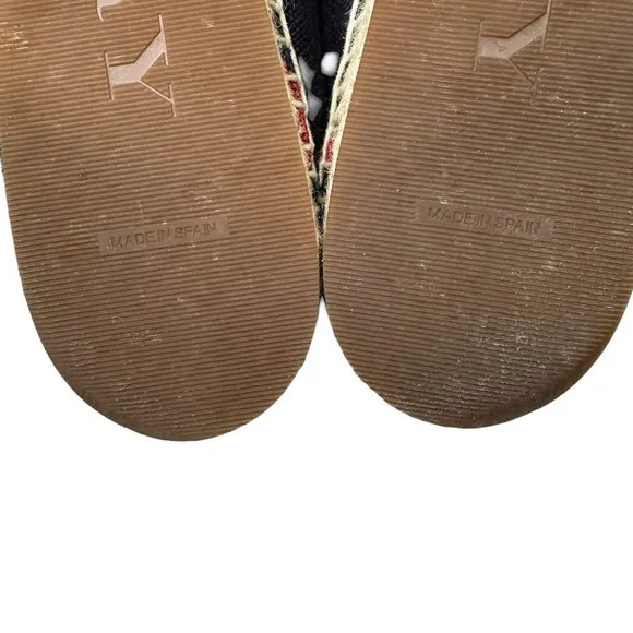 Burberry Hodgeson Check Canvas Flat Espadrille, Navy Check. Sz: EU 40 /US 9