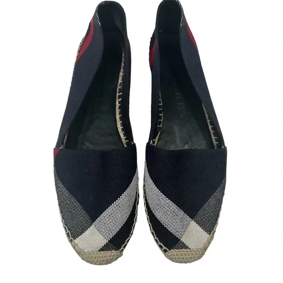 Burberry Hodgeson Check Canvas Flat Espadrille, Navy Check. Sz: EU 40 /US 9