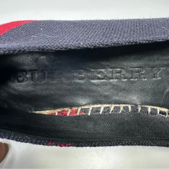 Burberry Hodgeson Check Canvas Flat Espadrille, Navy Check. Sz: EU 40 /US 9