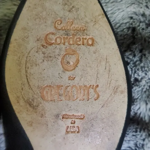 Calleen Cordero Gregory's Melana Pointy Flat Black Women's Shoes Size 8