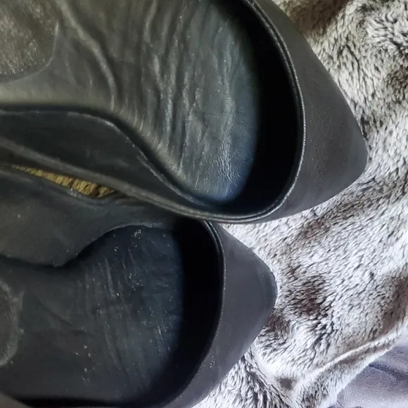 Calleen Cordero Gregory's Melana Pointy Flat Black Women's Shoes Size 8