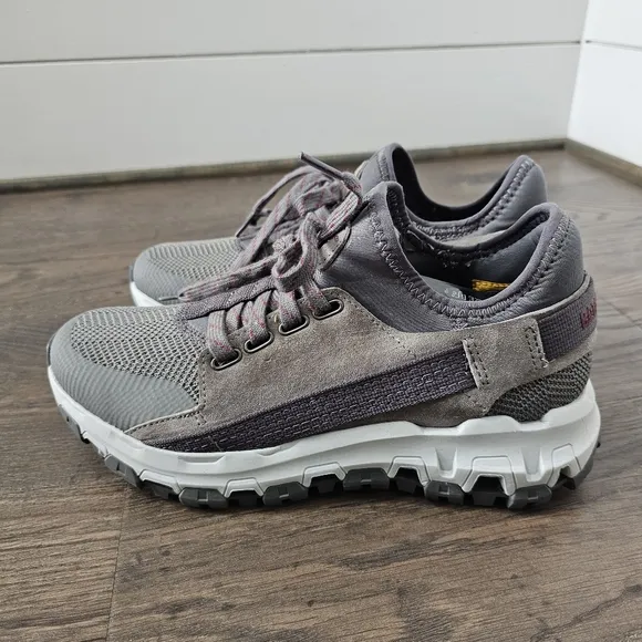 Caterpillar shoes Men's Urban Tracks Sport sz 7