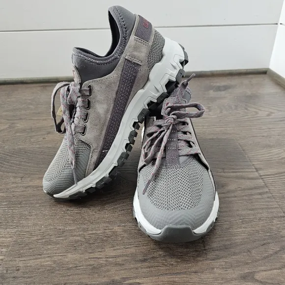 Caterpillar shoes Men's Urban Tracks Sport sz 7