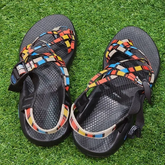 CHACO Classic - Women's Sandals - SIZE  8