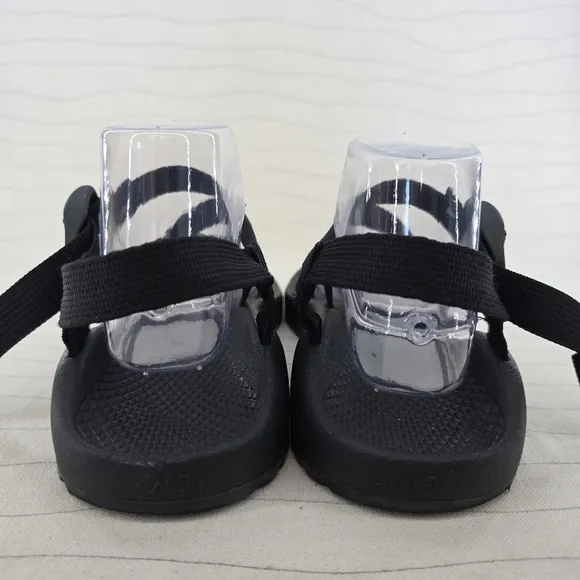 Chaco Womens Z/2 Classic Toe Loop Black Hiking Outdoor Sandals Shoes Size 9