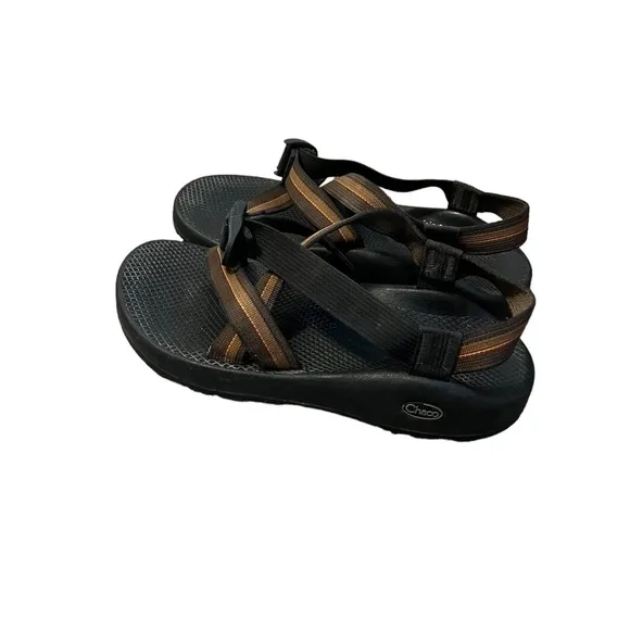 Chaco's Classic Men's Sandals Size 11M Straps Water Hiking Open Toe Flat Shoes
