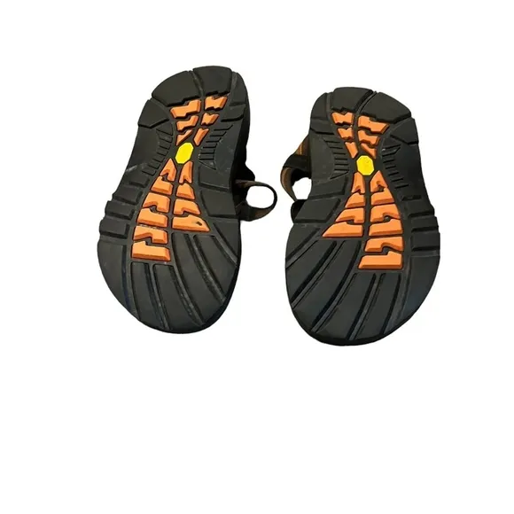 Chaco's Classic Men's Sandals Size 11M Straps Water Hiking Open Toe Flat Shoes