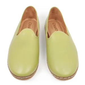 Charix Slip On Pistachio 7.5 NWT IN BOX