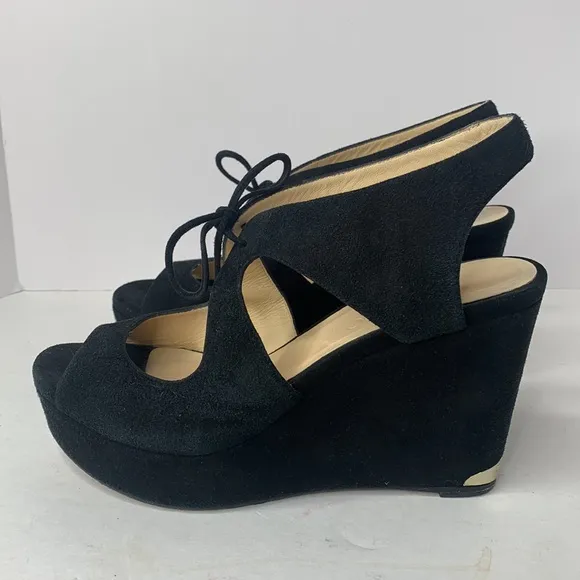 Chic Black Wedge Sandals