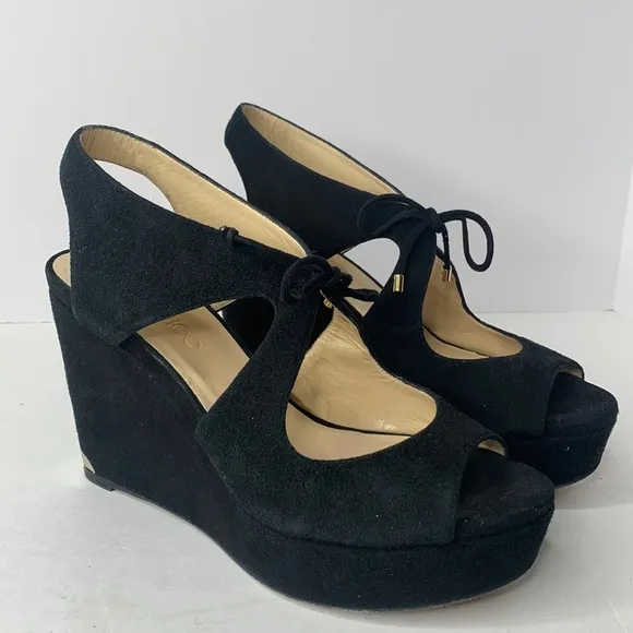 Chic Black Wedge Sandals
