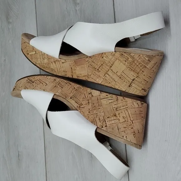Clarks Artisan Womens Caslynn Shae Wood Wes Leather Sandals shoes sz 10M