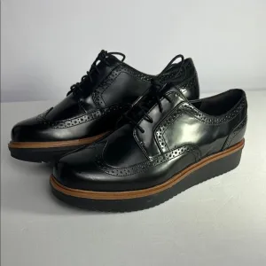 Clark’s Casual Brogue Shoes Black