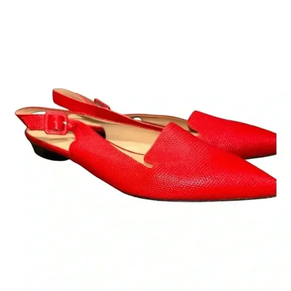 Club Monaco women Red flat shoes Pointed toe size 40 (8.5 US)