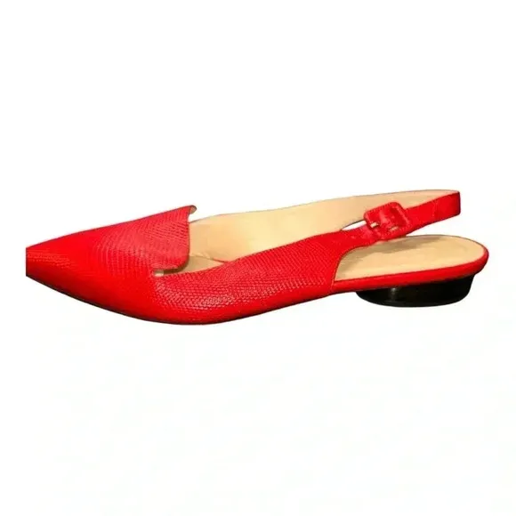 Club Monaco women Red flat shoes Pointed toe size 40 (8.5 US)