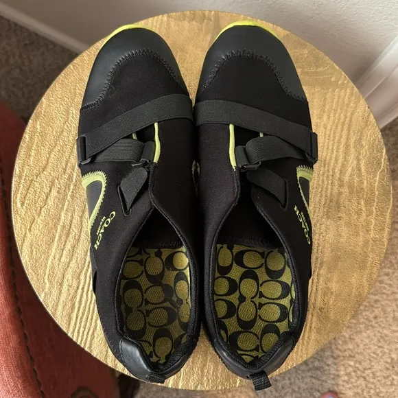 Coach Denver black/lime greenNeoprene running Sneakers Size 8.5 women’s