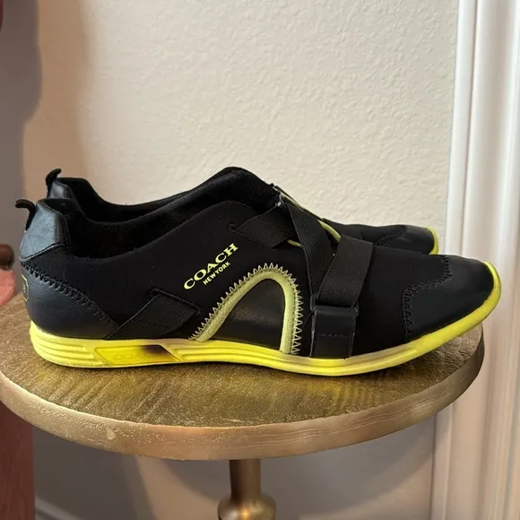 Coach Denver black/lime greenNeoprene running Sneakers Size 8.5 women’s