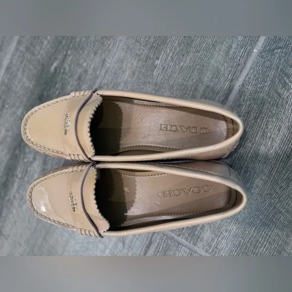 Coach Flat Shoes Women's‎ Size 36.5 US 6.5 Odette Tan Loafer