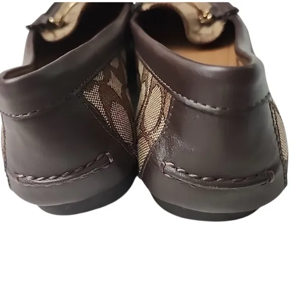 COACH OLIVE FLAT LOAFER Signature Khaki/Chestnut Size: 8 EUC✅