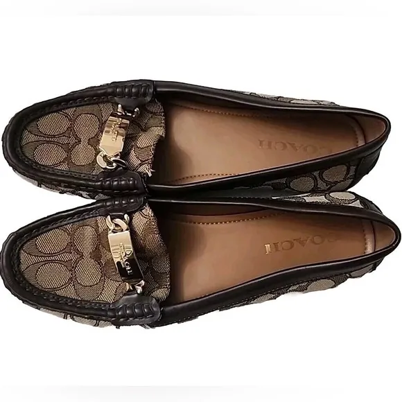 COACH OLIVE FLAT LOAFER Signature Khaki/Chestnut Size: 8 EUC✅