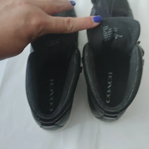 Coach Robby High Top Sneakers, Black Pebble Leather, Size 5.5